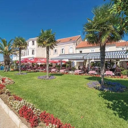 Two-bedroom In Pakostane