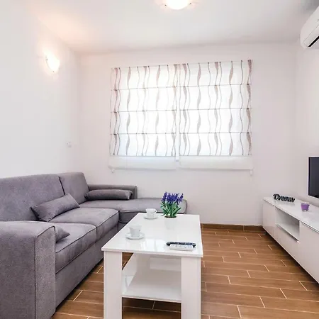 Two-bedroom In Apartment *